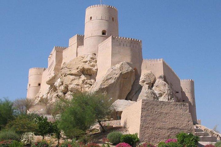 Private faszinierende Fort Tour von Muscat