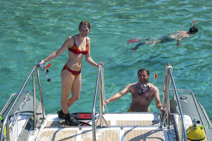 Snorkling Tour til Malgrat Islands med båd