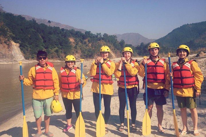 1 Nacht 2 Tage Trishuli River Rafting
