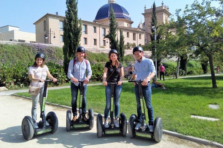 Visite des jardins en Segway et billet d'autobus touristique