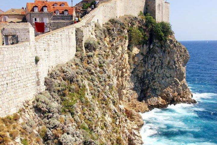 Dubrovnik: Ancient City Walls & Wars Walking Tour