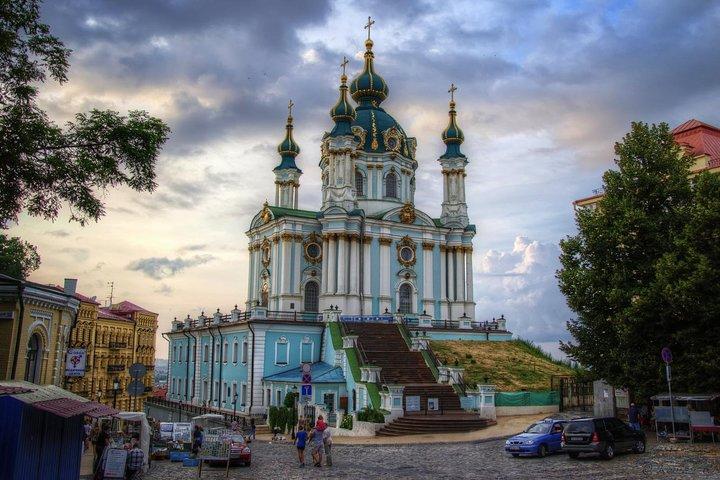 Andrew Descent og Podil fra Kiev