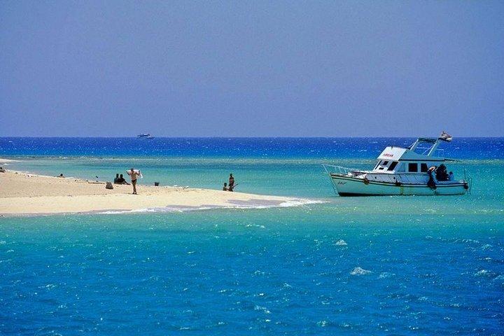 Escapada de un día a la isla Giftun desde El Gouna