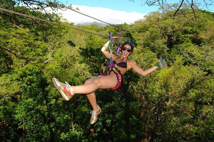 Buena Vista Combo Tour: Ziplining og Hot Springs fra Guanacaste