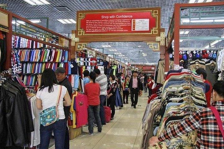 Tour privato di shopping e cultura di Pechino, incluso il mercato di Panjiayuan