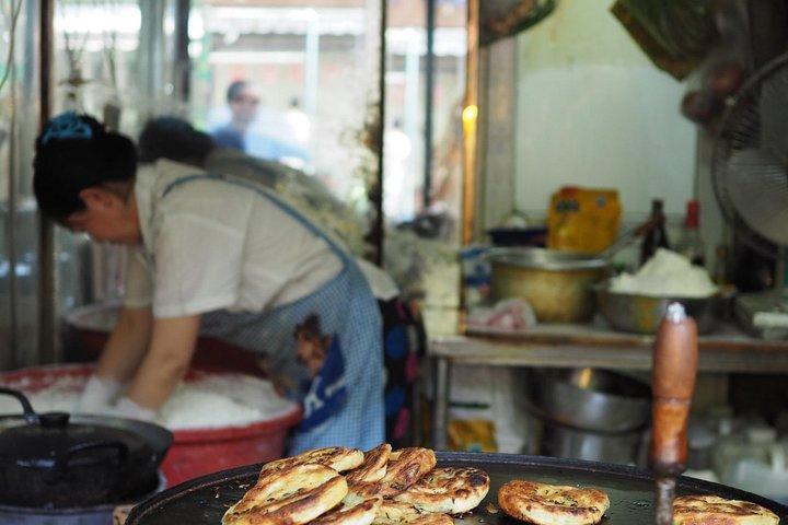 上海の朝食前のフランスのコンセッションのウォーキングツアー