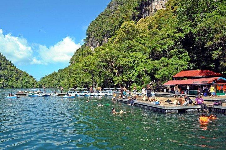 Langkawi Island Hopping Experience mit privatem Boot mit Pickup
