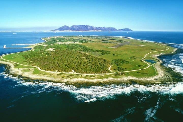 Cape Town Private Tour - Robben Island Gateway & Table Mountain Car
