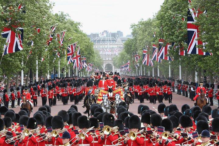 Royal English Walking Food Tour con London Food Tours