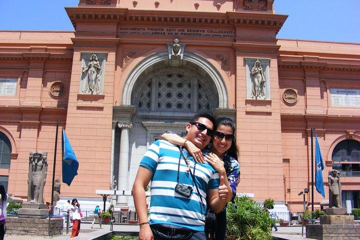 Tour privado de un día al Museo Egipcio - Museo de la Civilización y Sala de las Momias
