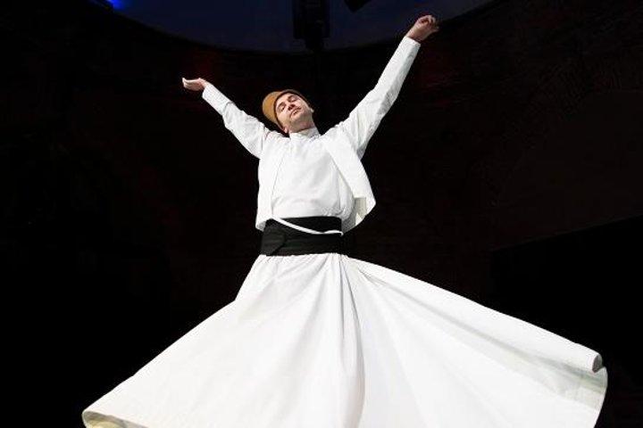 Whirling Dervish Ceremony: Vá em uma jornada espiritual