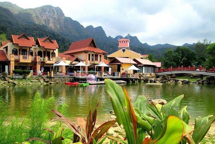 Seilbahn und orientalisches Dorf von Langkawi