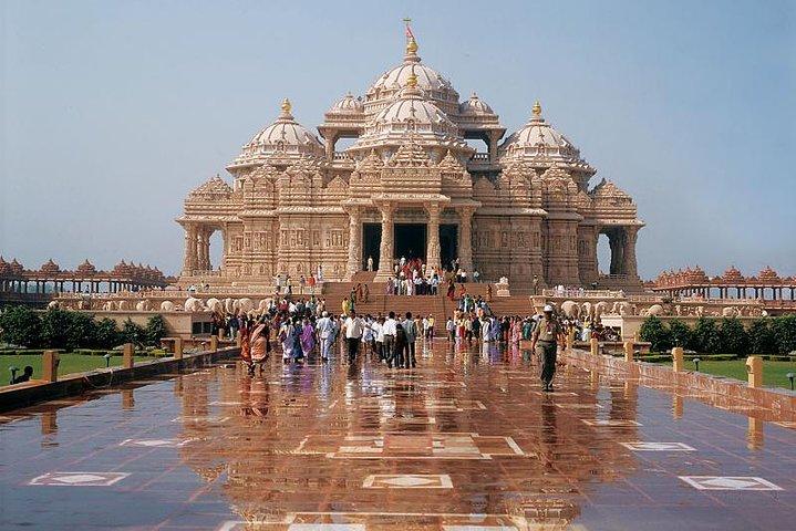 Visite spirituelle privée : Akshardham Temple, Lotus Temple & ISKCON à South Delhi