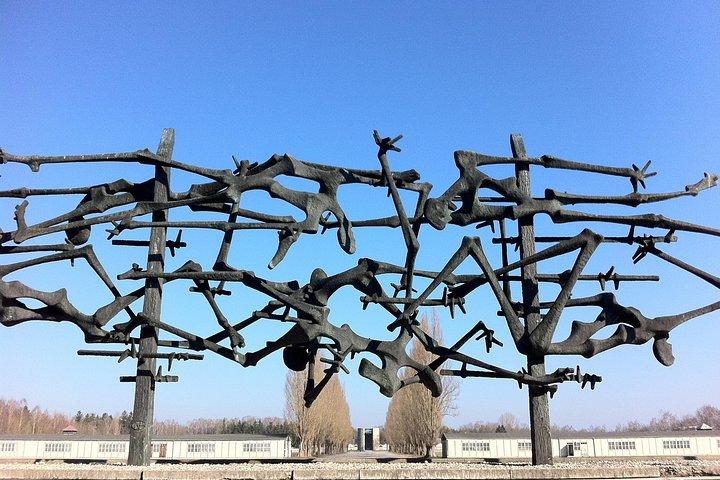 Tour privado a Dachau con guía autorizado en tren desde Múnich