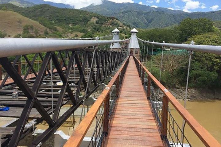 Full-Day Private Colonial Santa Fe de Antioquia Tour w/transport