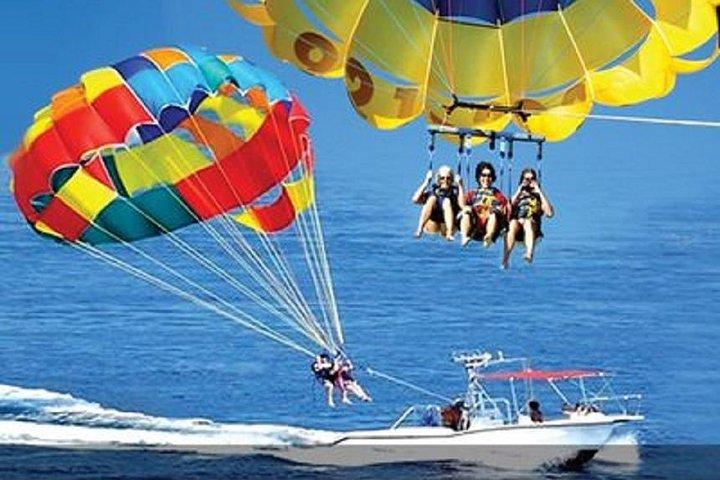 Bali Parasailing Adventure, Banana Boat, Jet Ski y Donut Boat con traslados