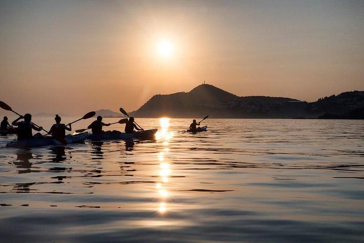 Solnedgång Havskajak i Dubrovnik med vin