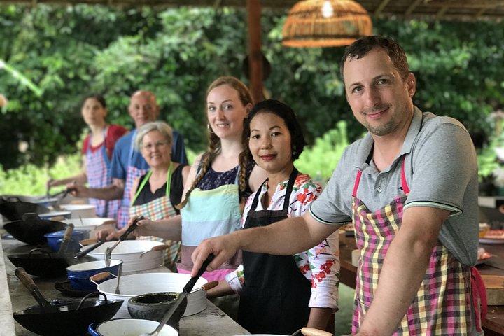 Amazonプライムシリーズシェフによるカオラックでのタイ料理教室