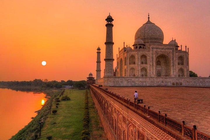 Agra Tour med Taj Mahal och Agra Fort