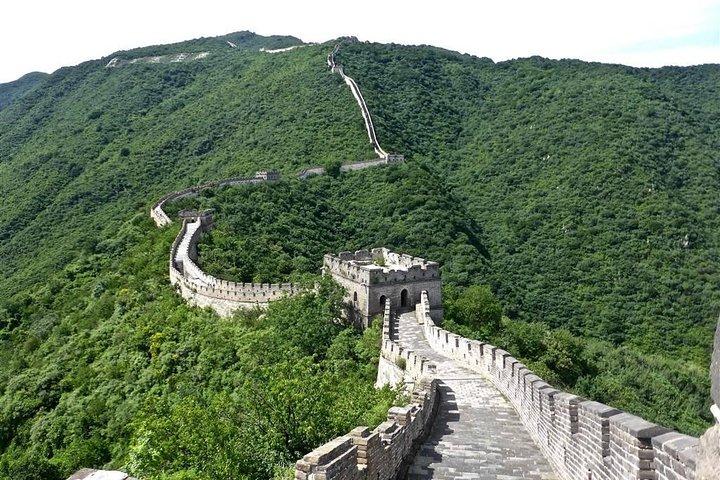 El tour privado de Mutianyu Wall con conductor de habla inglesa incluye boleto de entrada