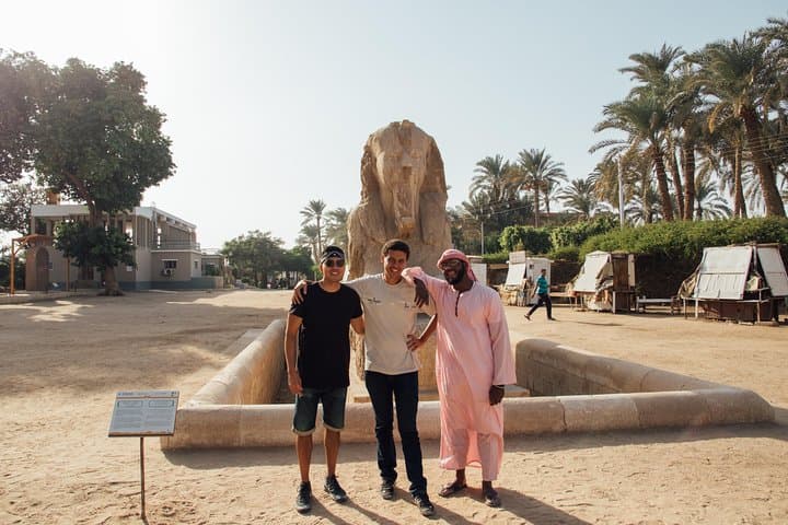 4-hours Sakkara step pyramids and Memphis old city