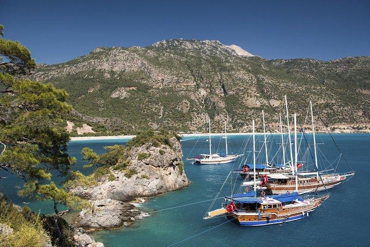 Oludeniz Bootsfahrt ins Schmetterlingstal und zur Nikolausinsel ab Fethiye