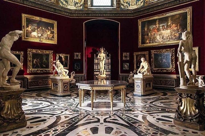 localGuideで1日でフィレンツェへ： David-City walk-Uffizi