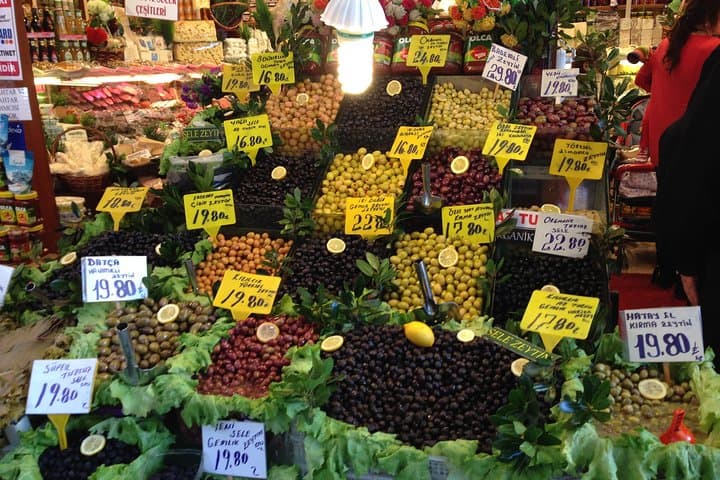 Private and Guided Istanbul Food Tour: Taste of Istanbul