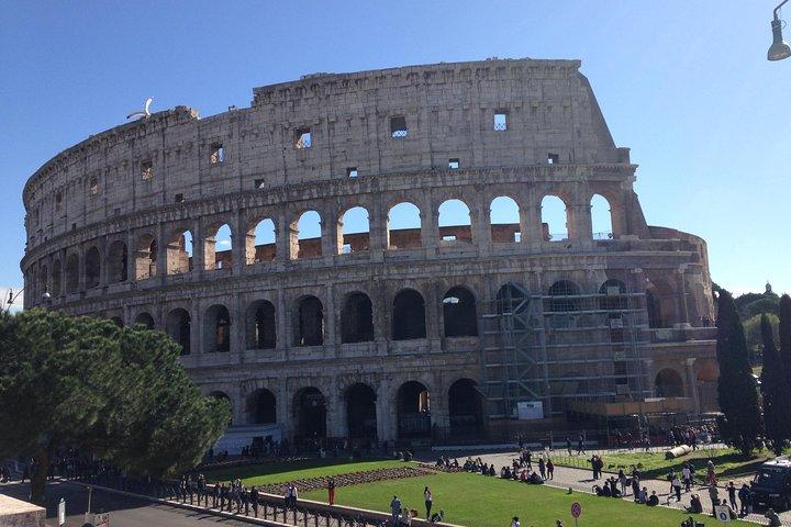 Roma en un día Tour privado con Museos Vaticanos y traslado en taxi