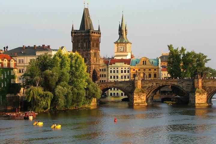 Excursión de un día en grupo reducido a Praga desde Viena