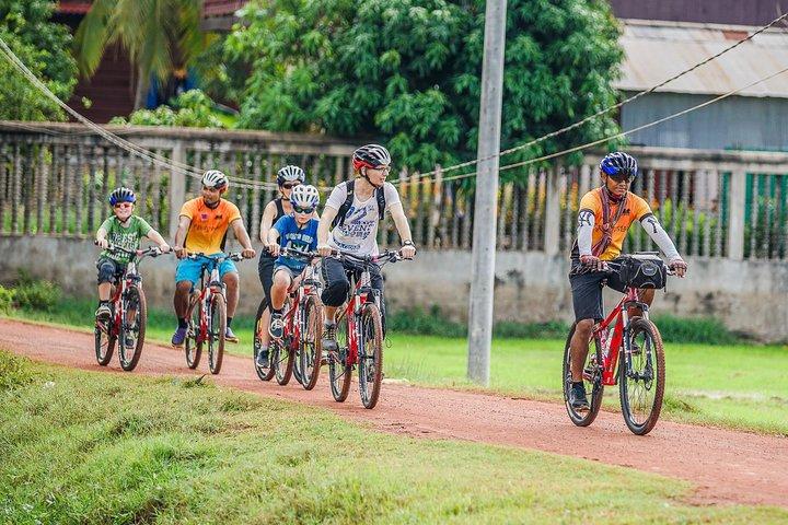 Siem Reap Halvdagstur till Siem Reaps by och lokala liv