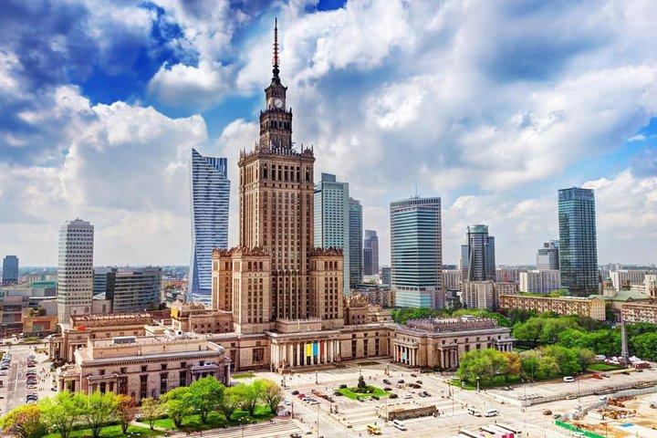 Paleis van Cultuur en Wetenschap + Museum Opstand van Warschau: KLEINE GROEP / inc. Oppakken/