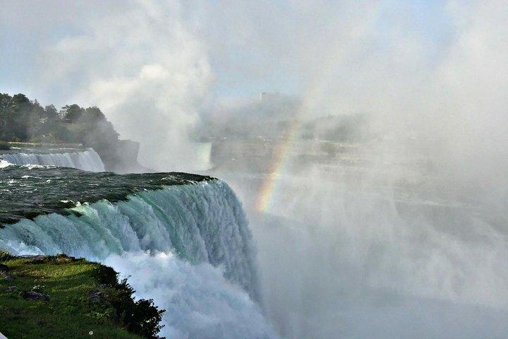 Privat rundtur: Niagara Falls Day Trip från New York City