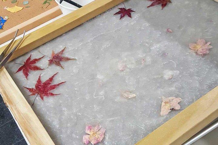 Kyoto; Traditionelle Japanische Washi-Papierherstellung