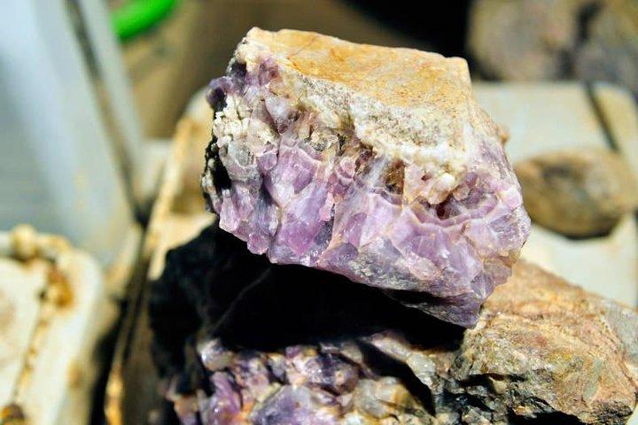 Small-group Wintertime Amethyst Mine Visit from Rovaniemi
