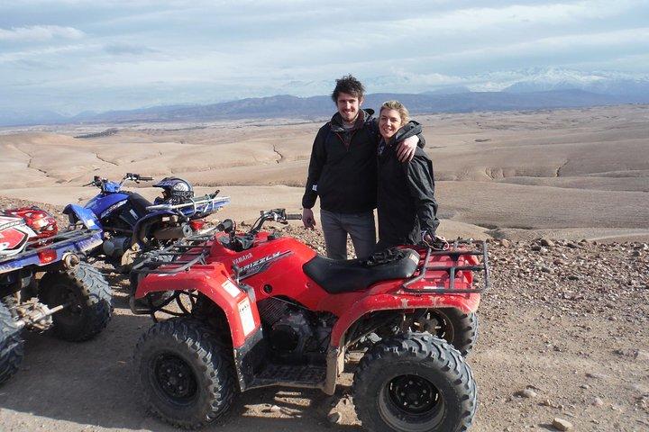 GITA DI MEZZA GIORNATA IN QUAD, con Lago Takerkoust e deserto di Agafay