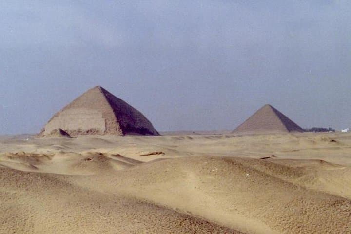 Day Tour to Giza Pyramids, Sakkara, Dahshur Pyramids, or Memphis
