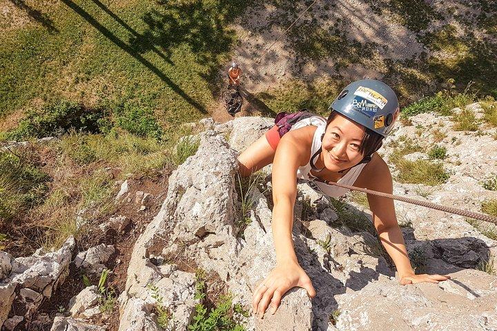 Bergsklättring nära sjön Bled