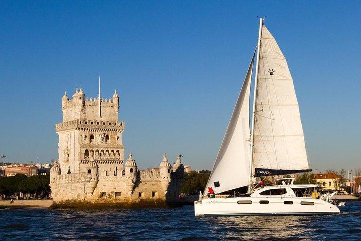 Lisbon: Sunset Cruise With Drinks on Spacious Yacht