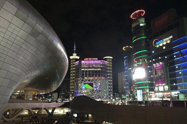 Central Seoul Abend-Tour einschließlich Deoksu Palace, Seoul Plaza und Dongdaemun Market