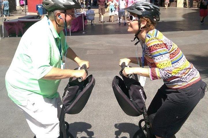 Excursão de Segway guiada, com duração de 2 horas pelo centro de Las Vegas