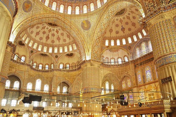 Istanbuls bysantinska och ottomanska turen: Hagia Sophia, Topkapipalatset, Blå moskén och Grand Bazaar