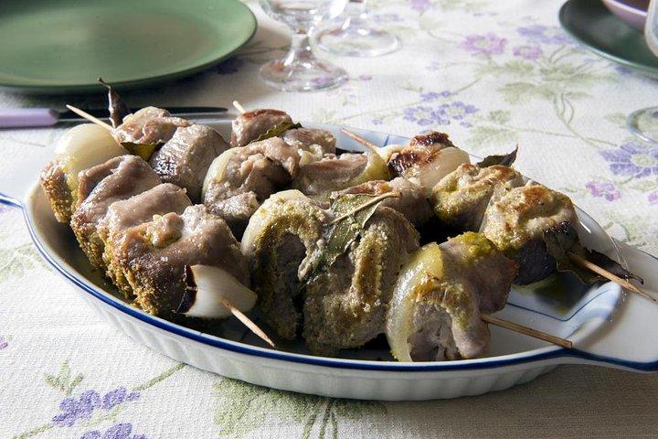 Cesarine: demonstração de jantar e culinária na casa de um local em Palermo
