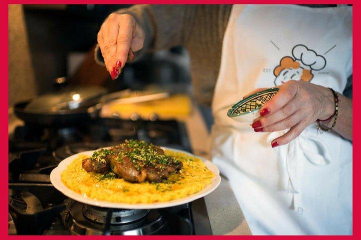 Cesarine: ミラノの地元の家での典型的な食事と料理のデモ