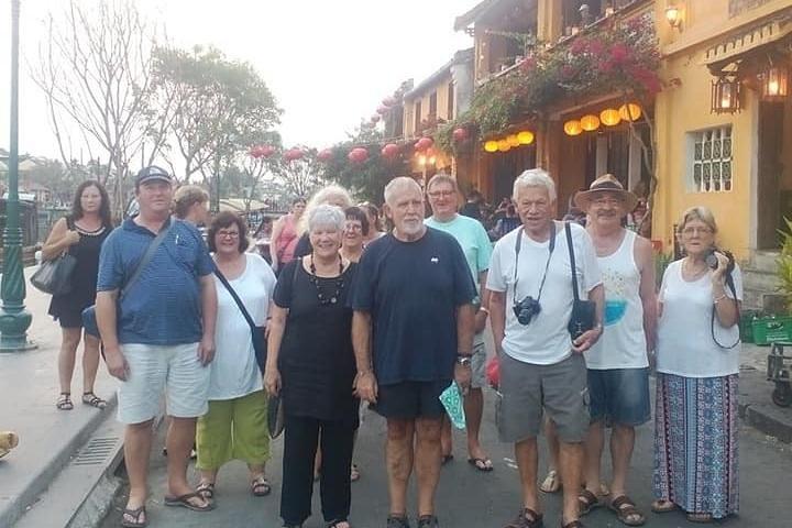 Hoi An Daily Walking Tour con Boat Trip per visitare Cam Kim Island in bicicletta