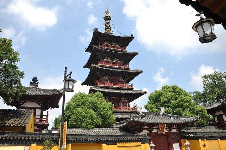 Dévoiler l'essence de Suzhou : excursion privée ultime d'une journée