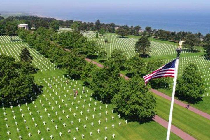 Guided Private Tour of Normandy D-Day Beaches and Battlefields from Paris