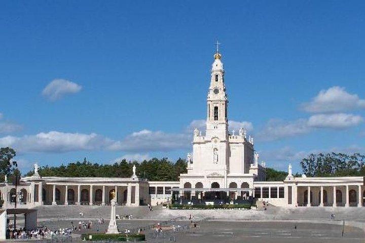 De Lisboa: Fátima, Nazaré, Batalha e Óbidos