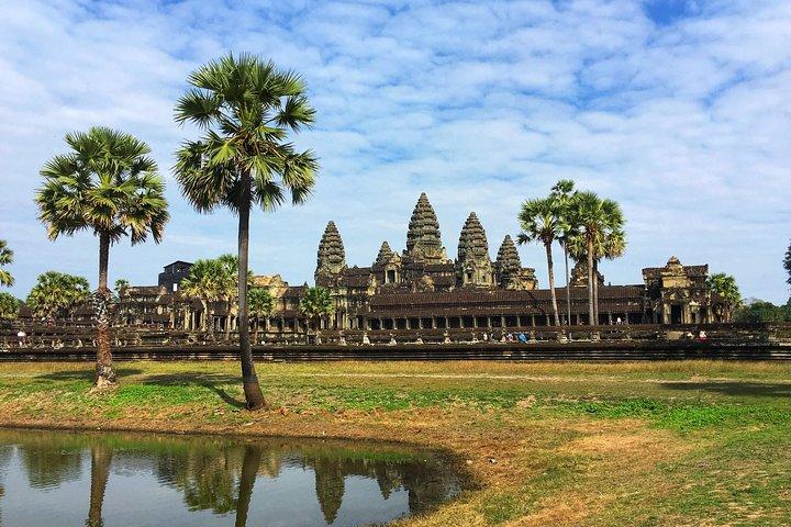 Private: Angkor Wat Full Day Guided Visit