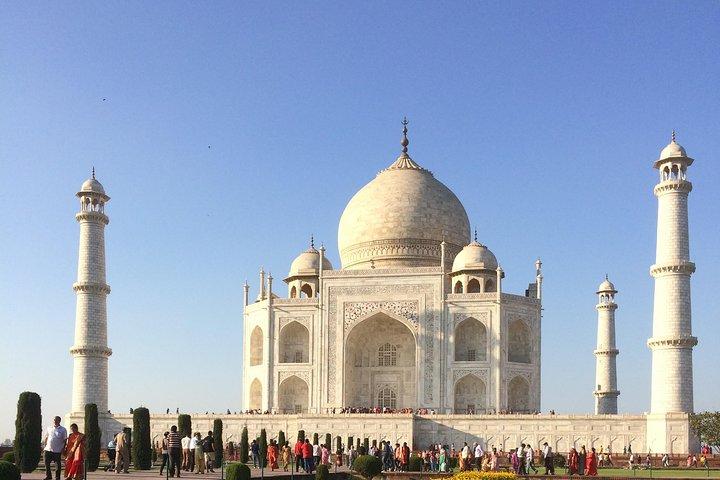 Taj Mahal Sunrise Tour - Private Skip The Line Ticket & Guide